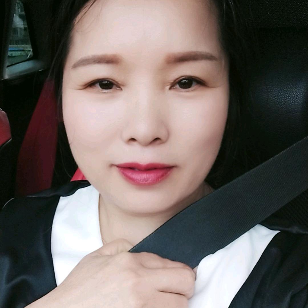 唐英