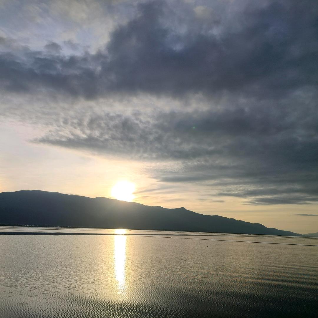 最熟悉的陌生人