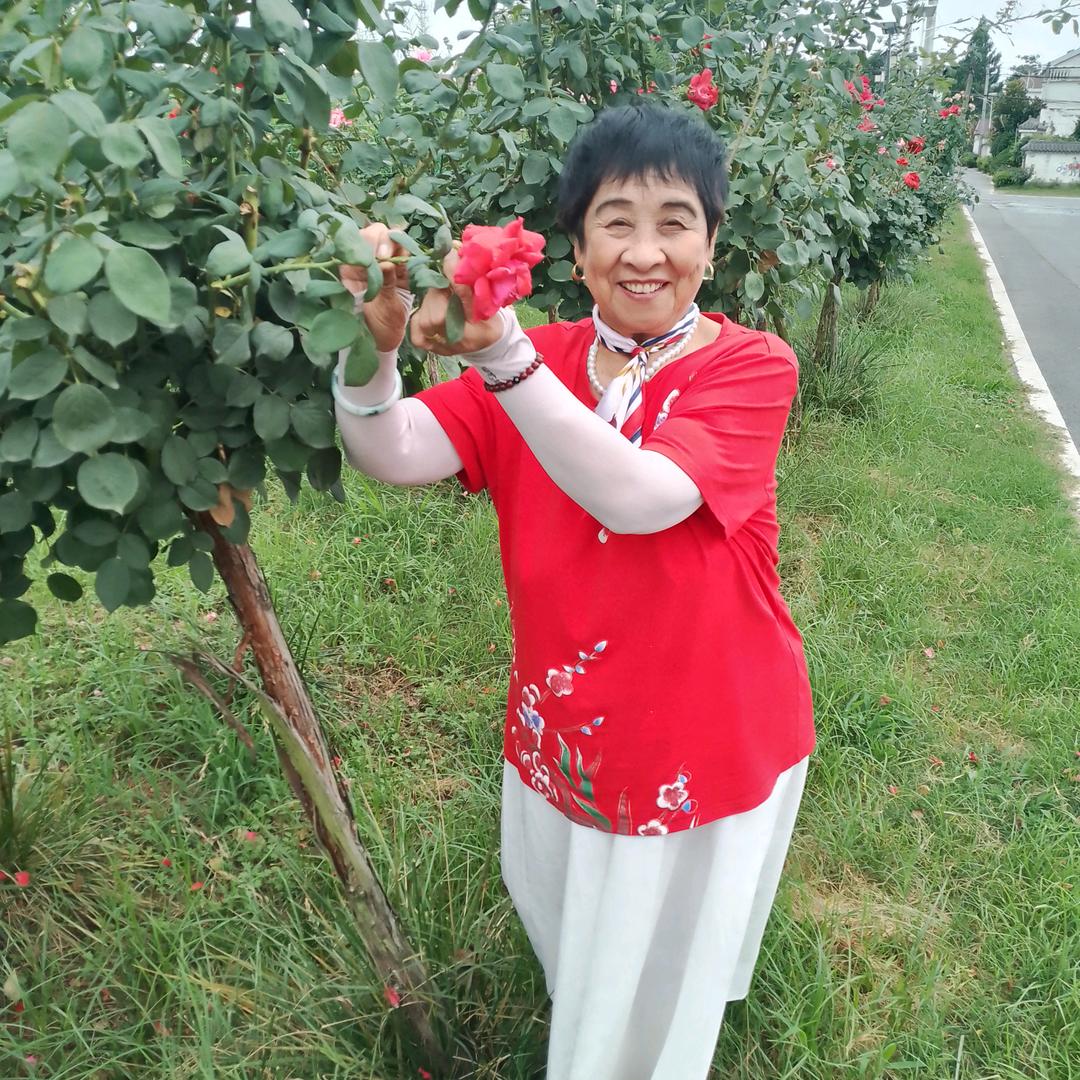 青春永驻小英