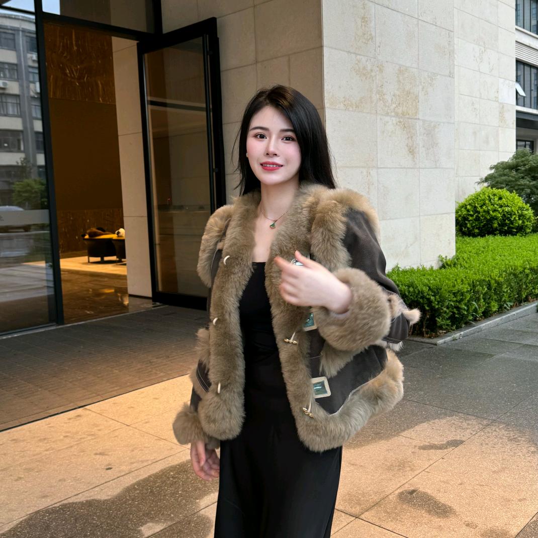 HANYEON 九月皮草源头工厂