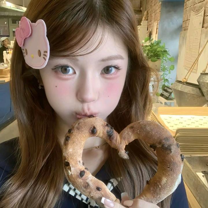 cloud.祁愿怡.🌂