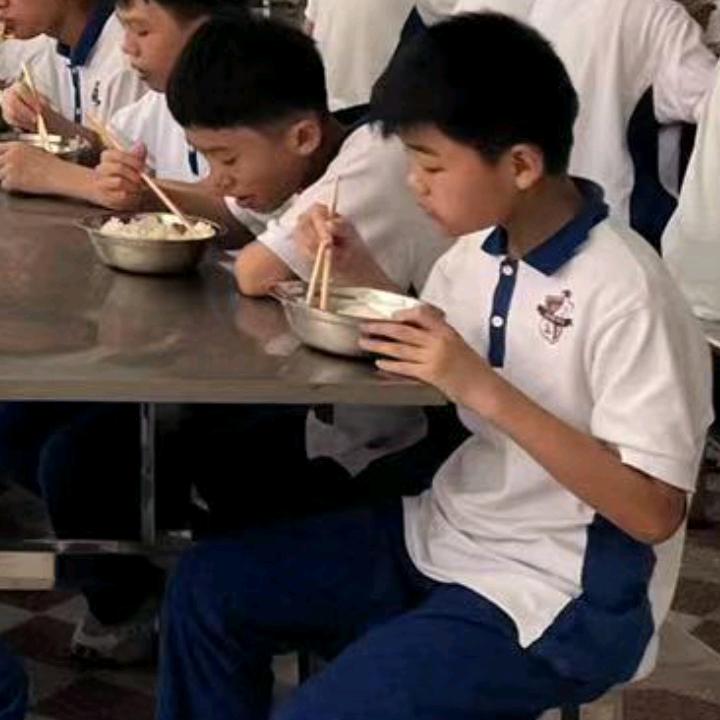李性肖费