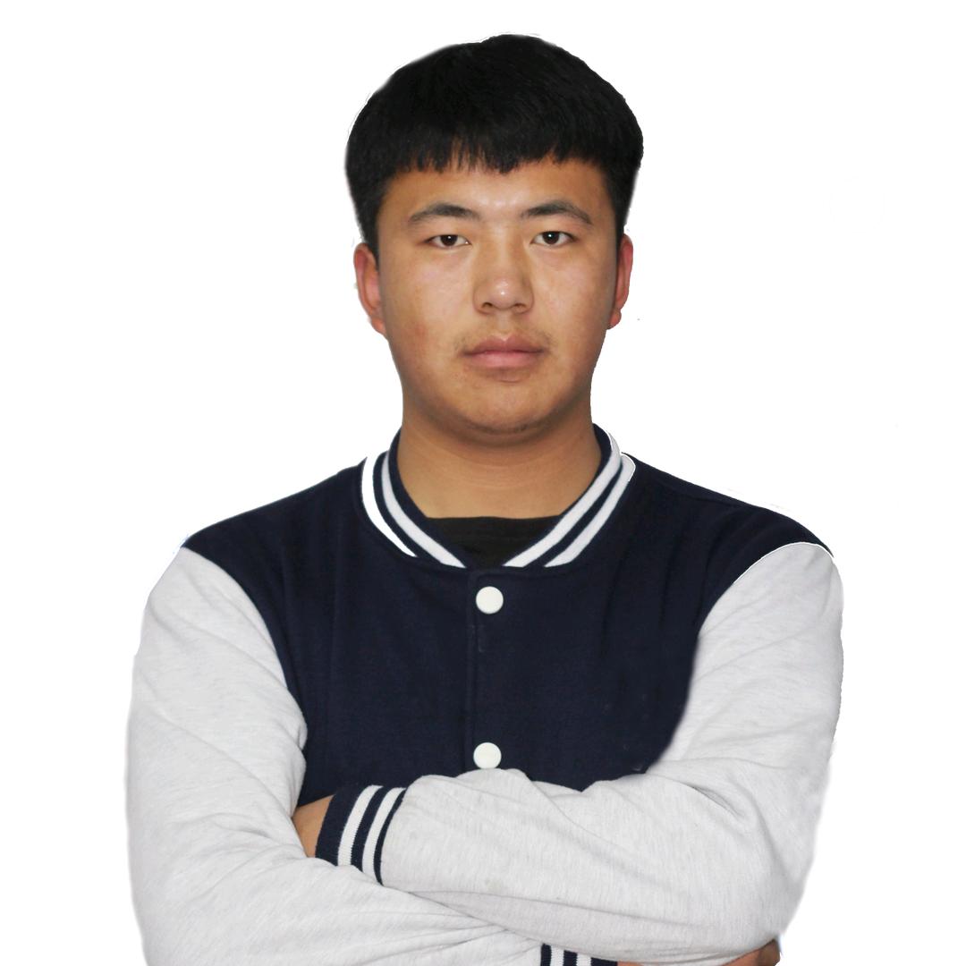 西宁教篮球的杨教练