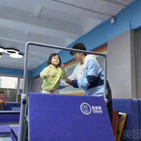 一米九的体适能教练