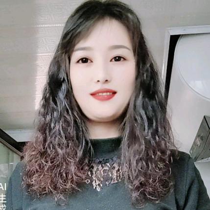 陈理发做衣服，木刻学校门口，无聊时候唱歌