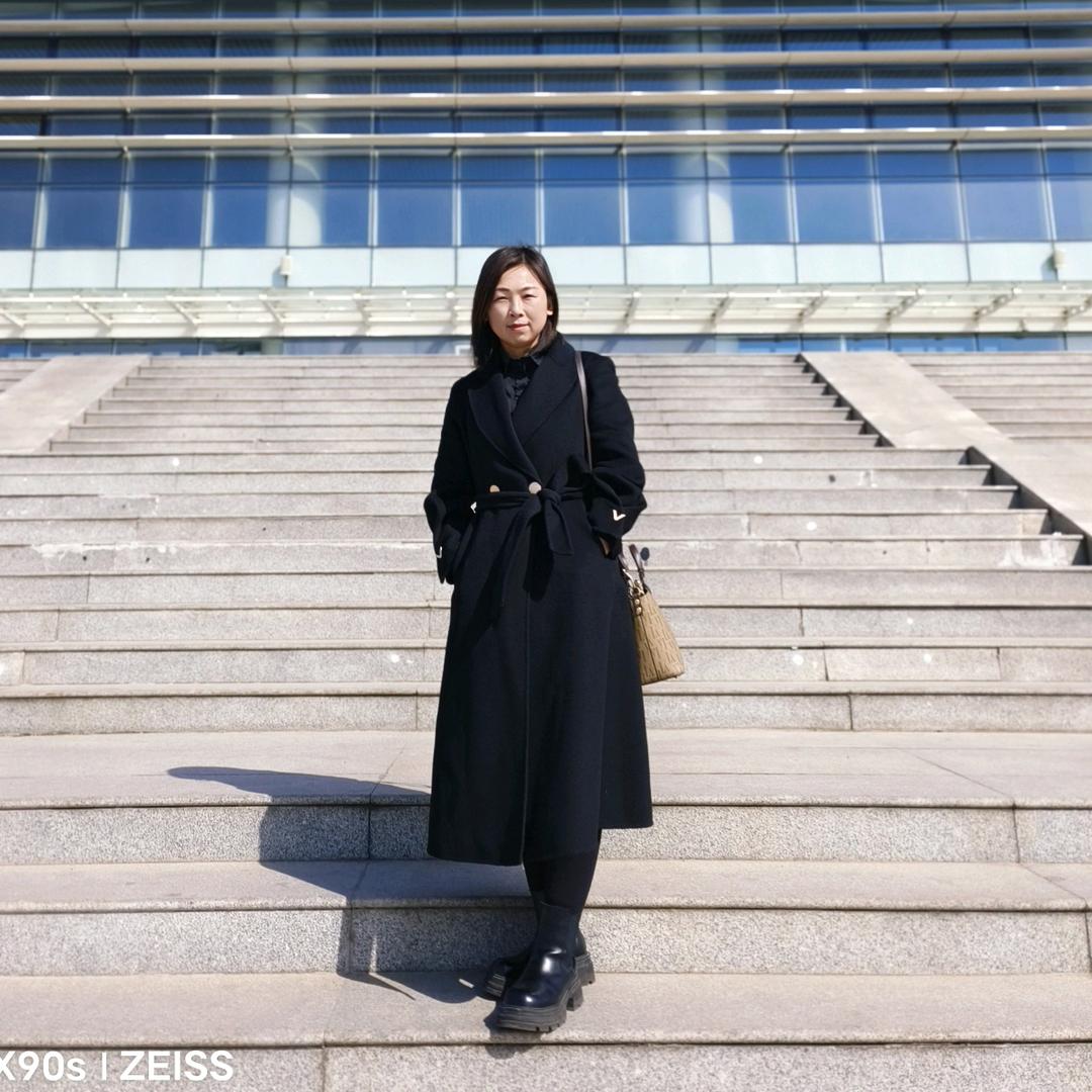 周家营子村小杨书记