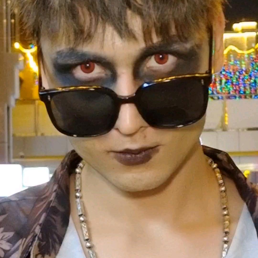 纹身大师。收徒🔞