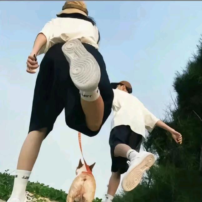 蜡笔小新眼子🖍