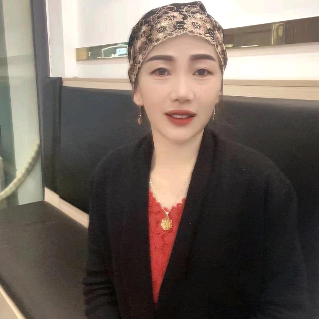 云姐姐：下午5:40开播