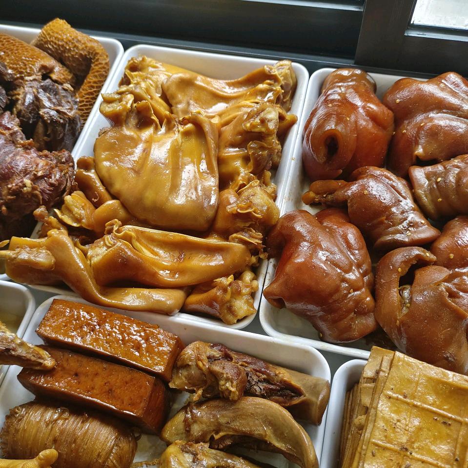 巜川卤创始人》