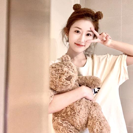 多娜高级感穿搭