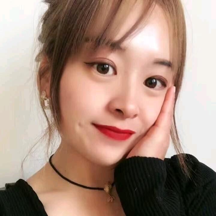 一个梨涡🍓🍓