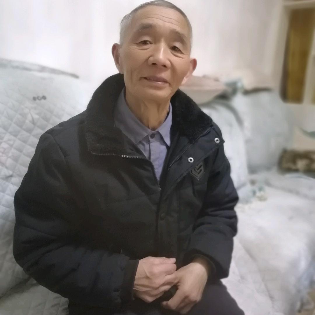 信官贵