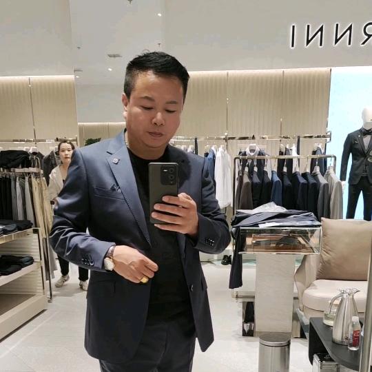 左岸新能源批发→富哥