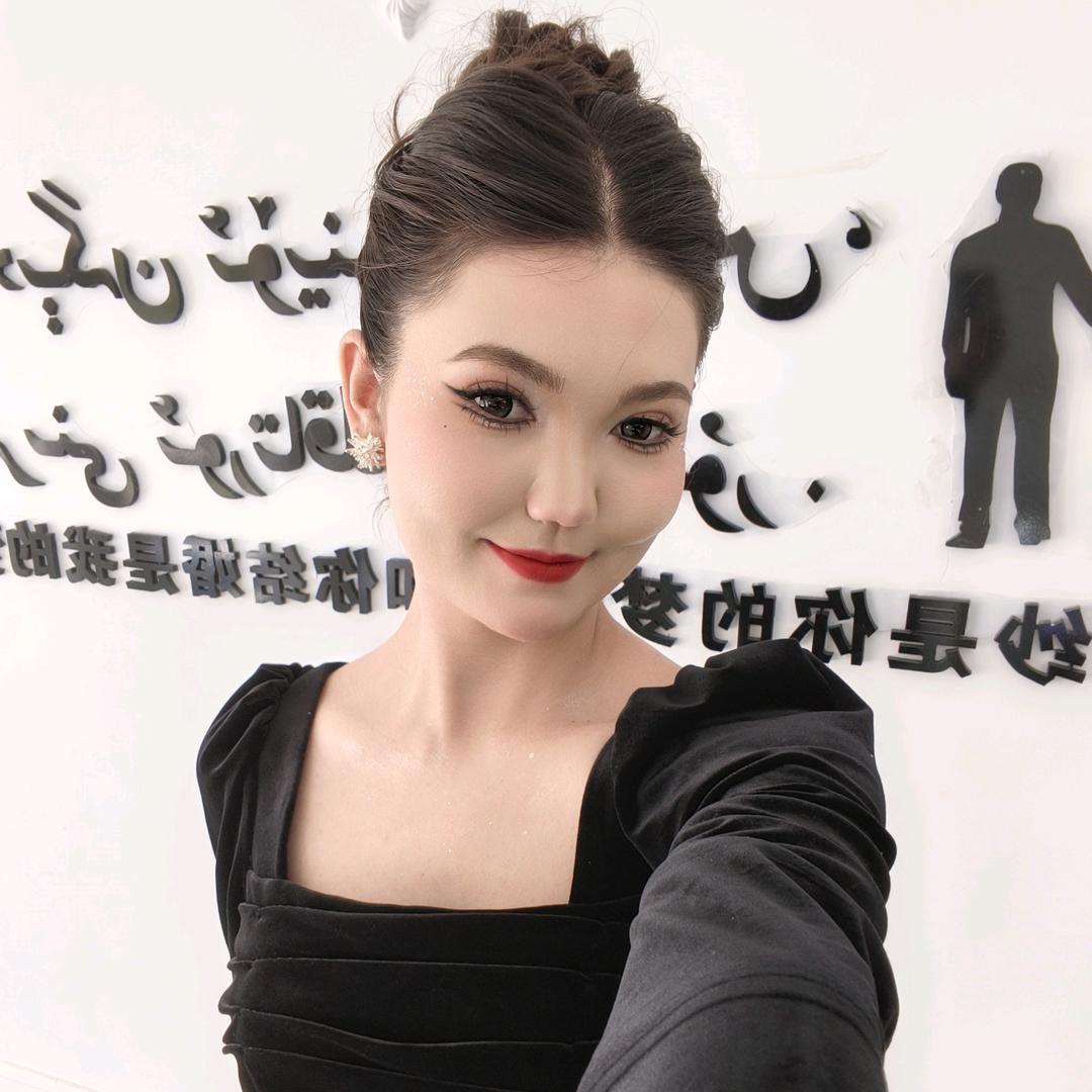 🌈克力比努尔🐬