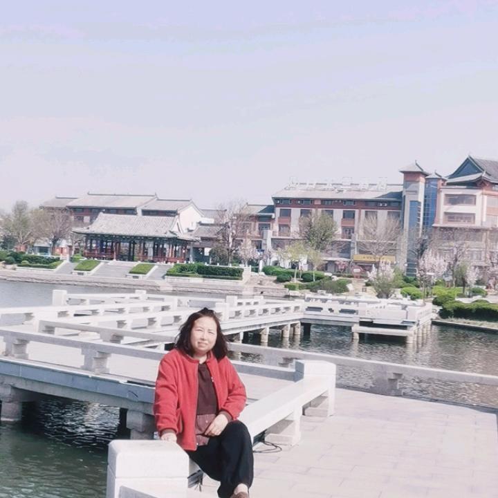 阿月。