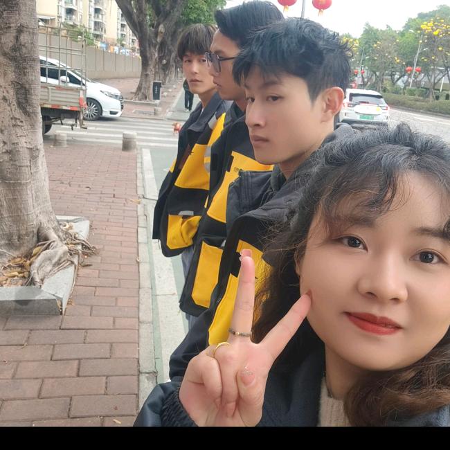 美团骑手（未椿）