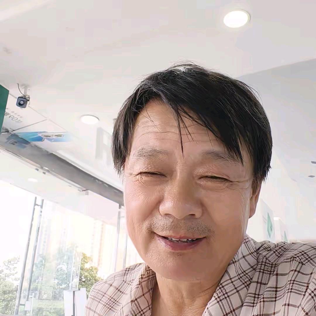 （宏昀哥）（早上4点20分开播