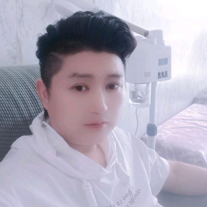 华仔造型(💕小君🌴)🍃