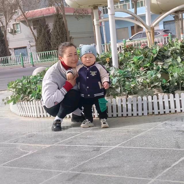 齐夫人妈咪《带娃中》