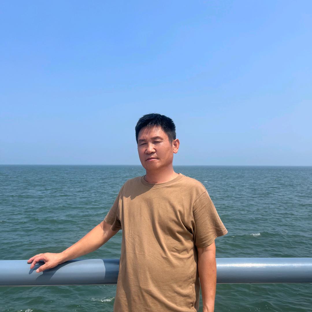 孙哥服饰店衣服清仓