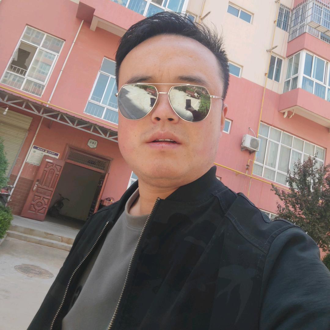 辰烁装饰 张
