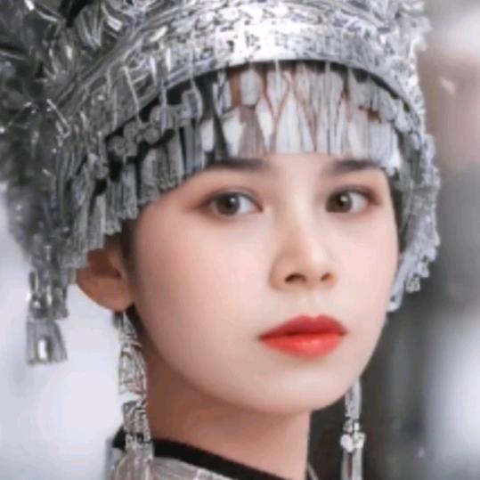 🦋ℒᎭℯ念丫头࿐