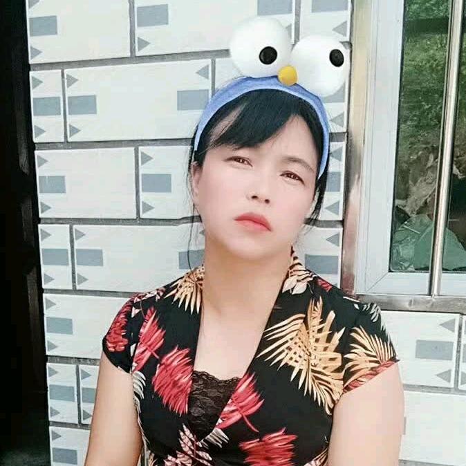 三个帅哥的妈妈在农村