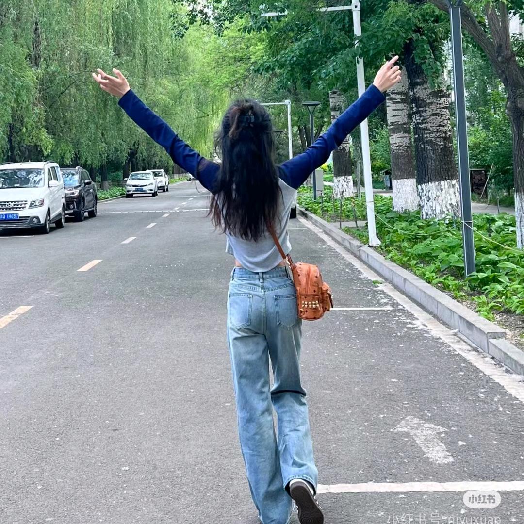 晴晴（穿搭）