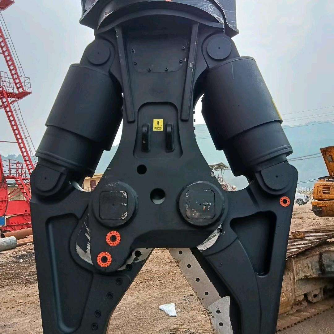 王四哥$双缸剪刀拆迁团队♛