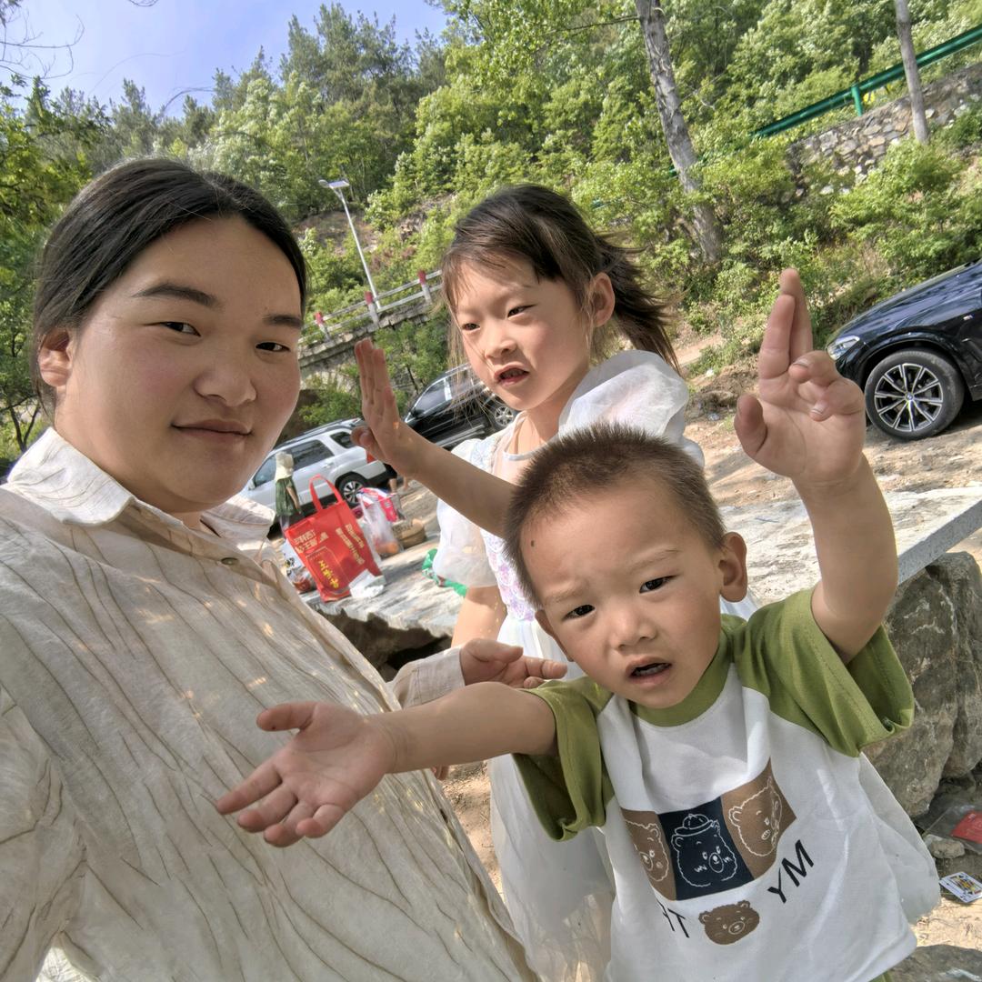 栩睿麻麻