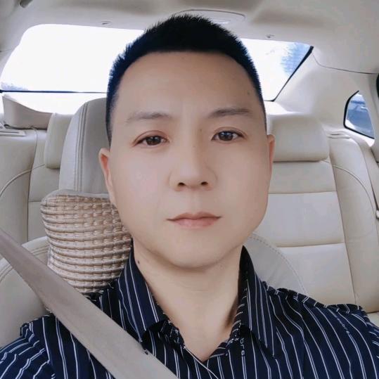 成都世鸿摩配—曾哥