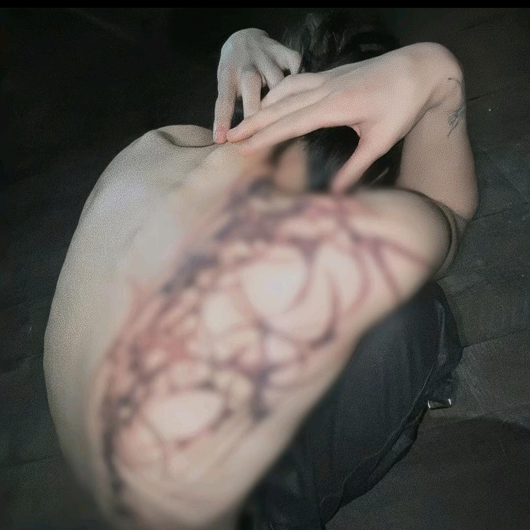 T 会.