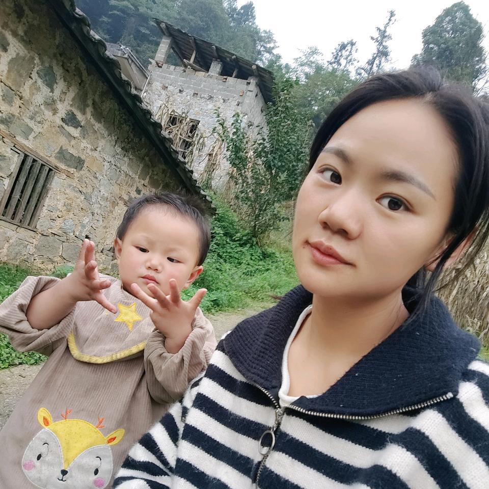 涛妹离异带一娃
