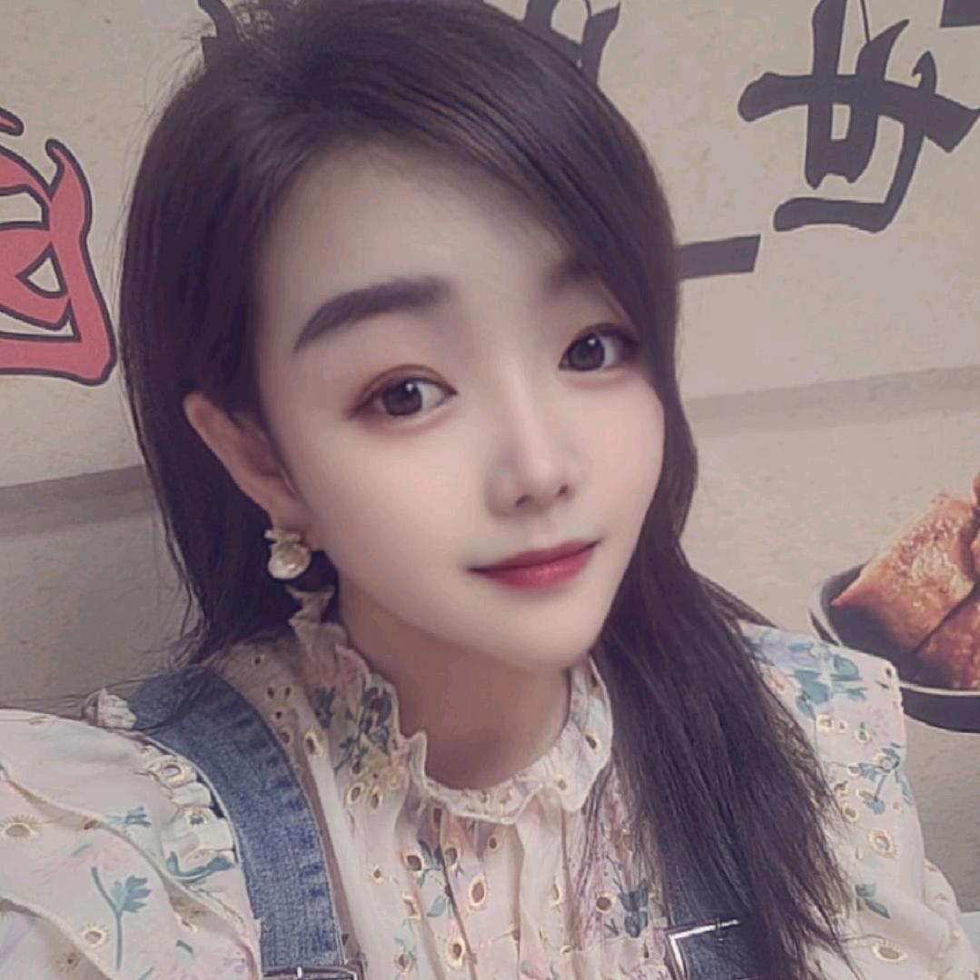 听说糖🍬很甜❤