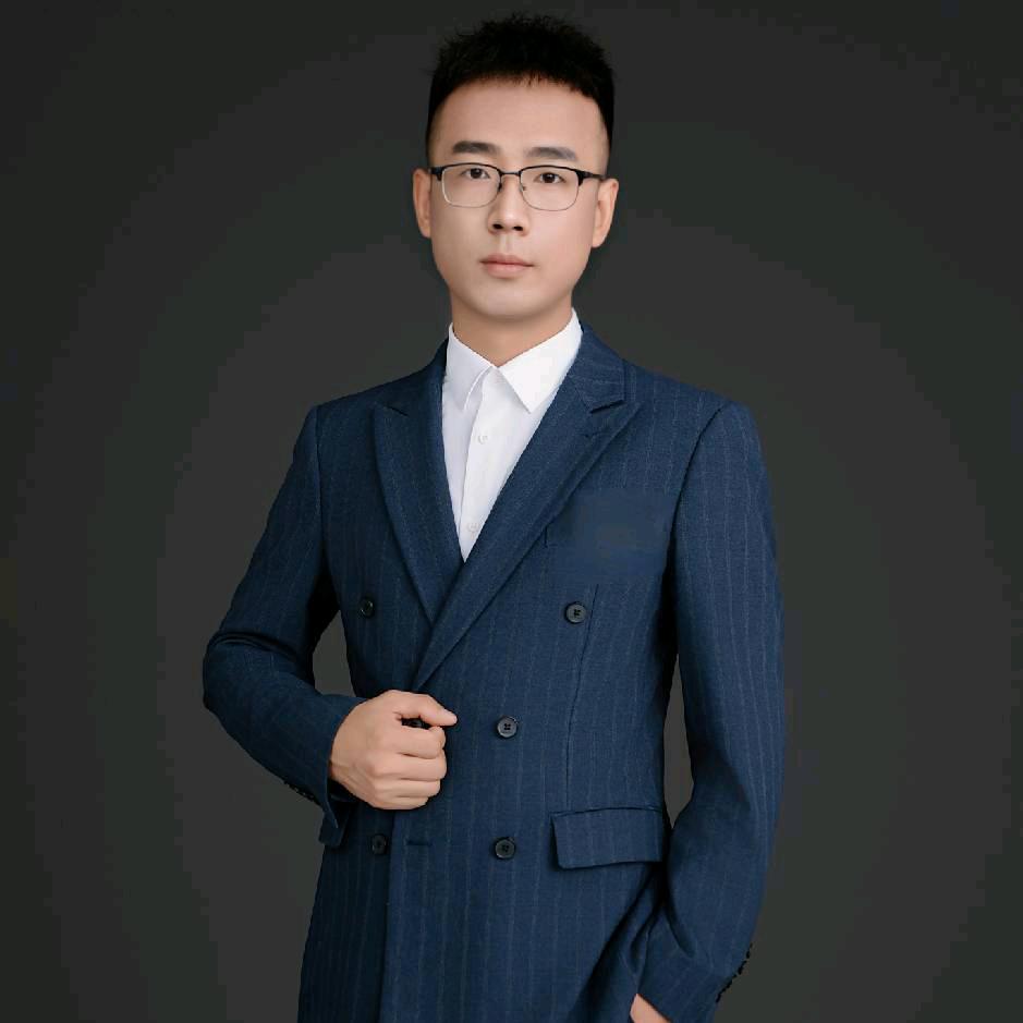 小郭努力中