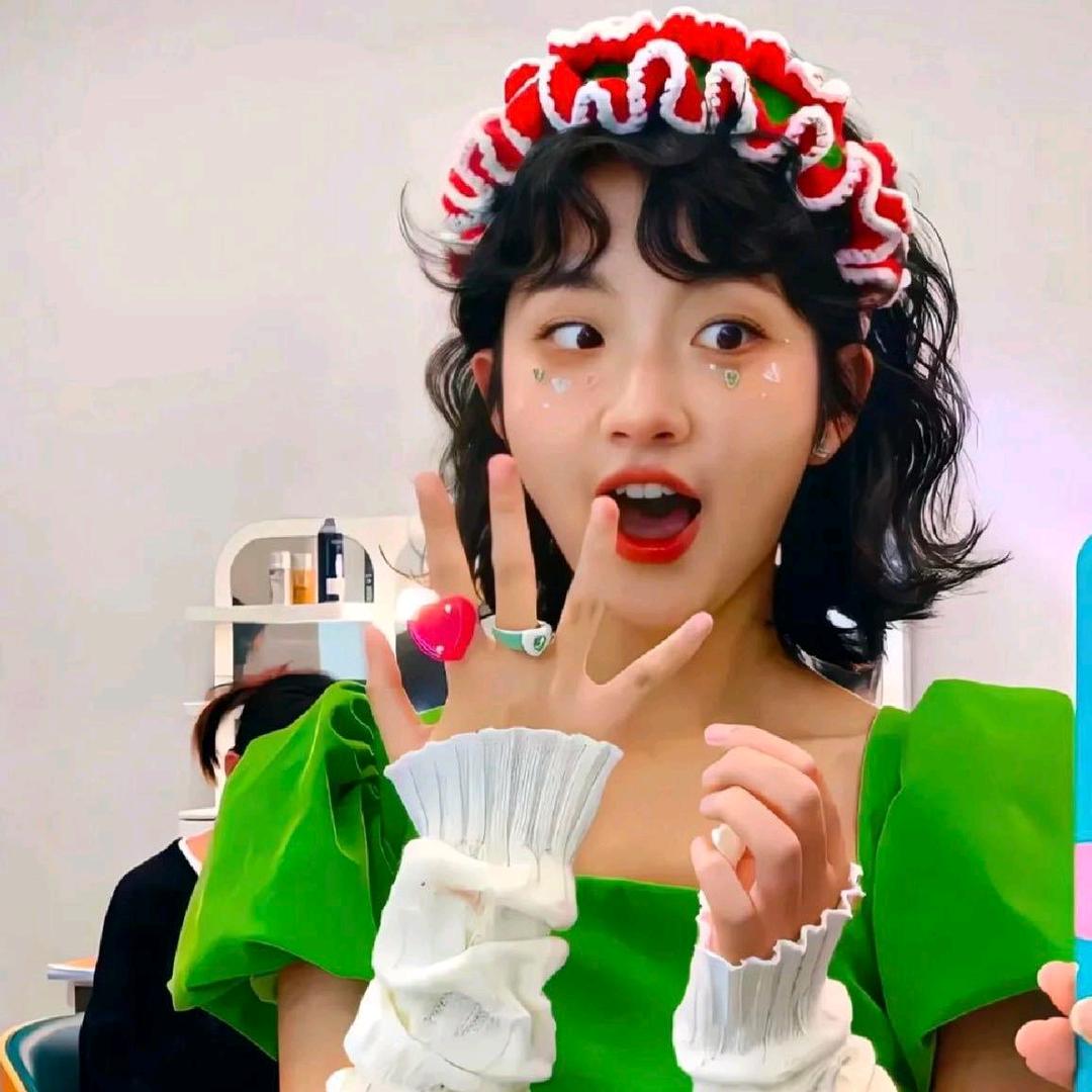 伍里手工美甲美睫💚