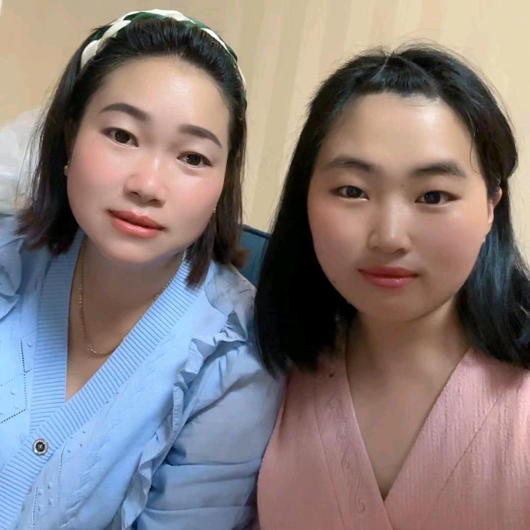 佳艳💕【表妹团】（小彩大嫂）