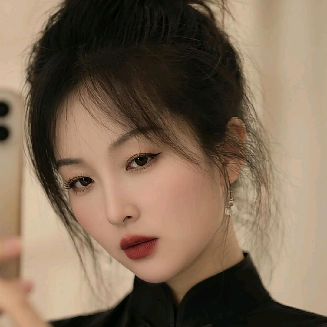 九龙山温泉杨妹