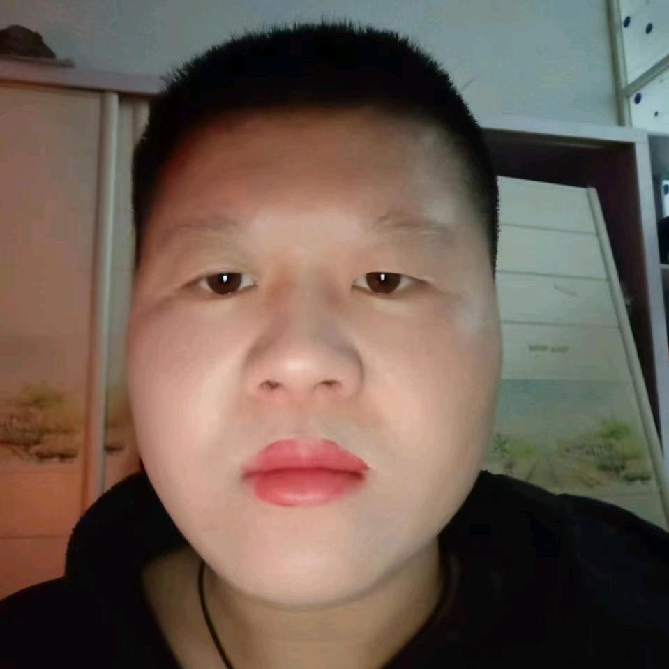 莹莹