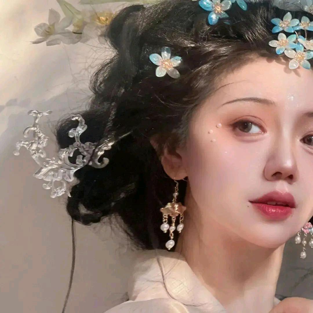 蜕变中的苏夜头像