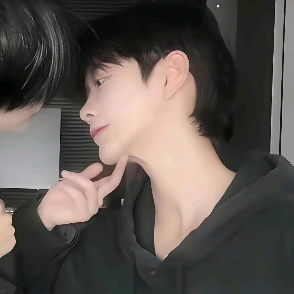 不吃生姜的🧁🍊