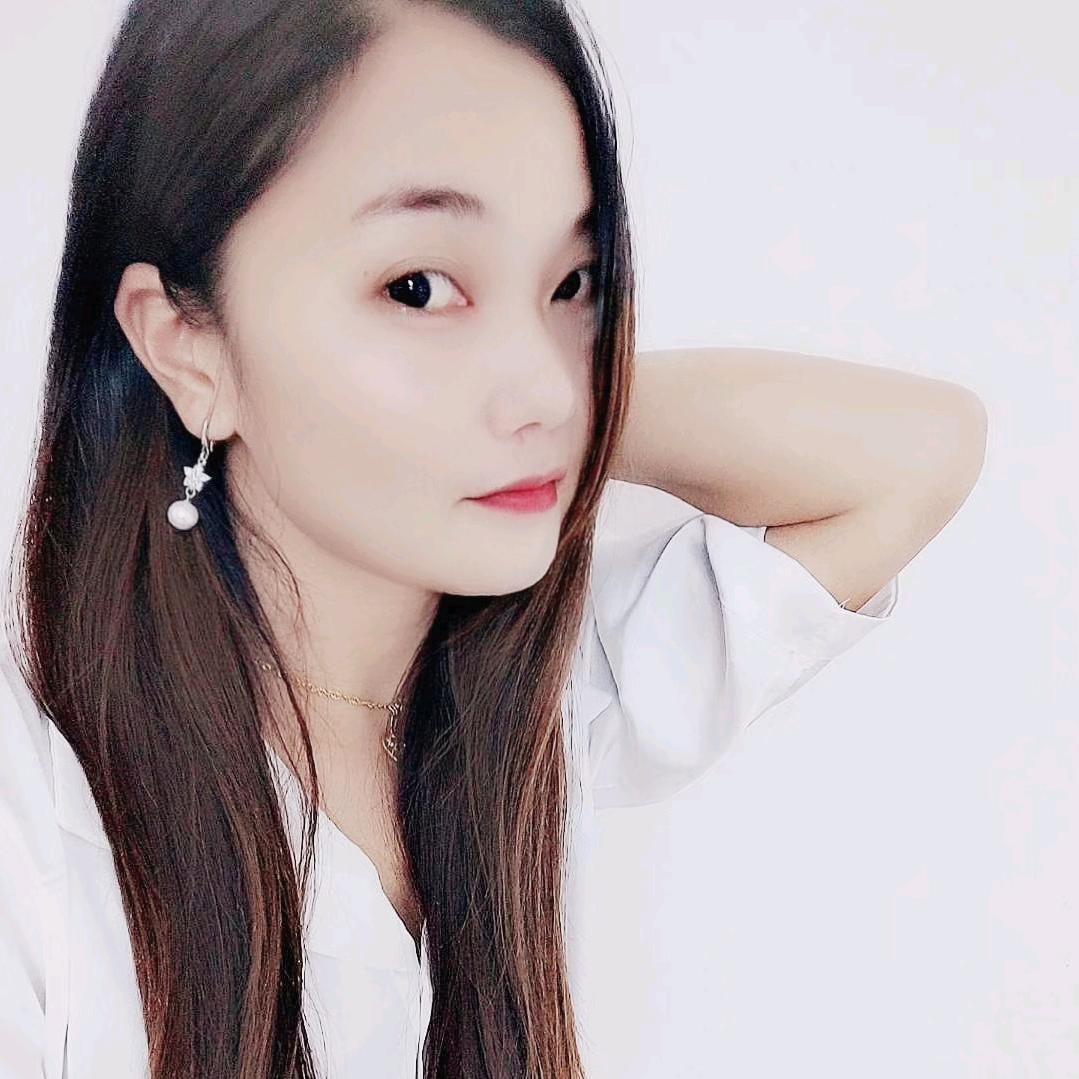 Miss 黄