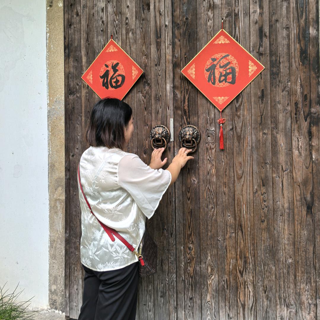 彩彩