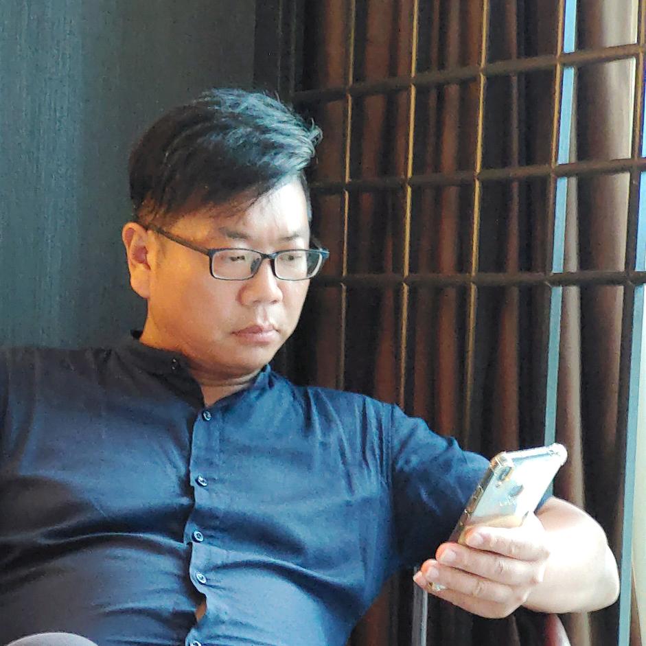 MR.   LI