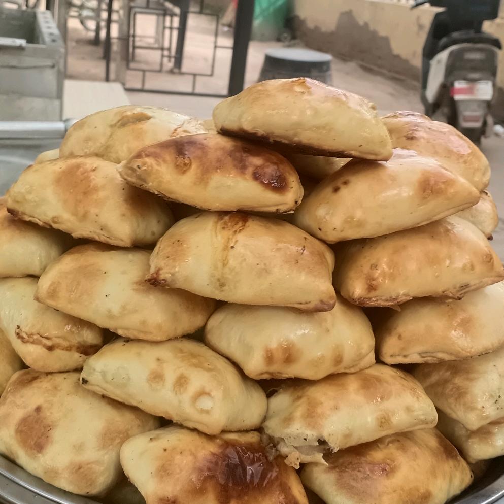 想什么呀  ？