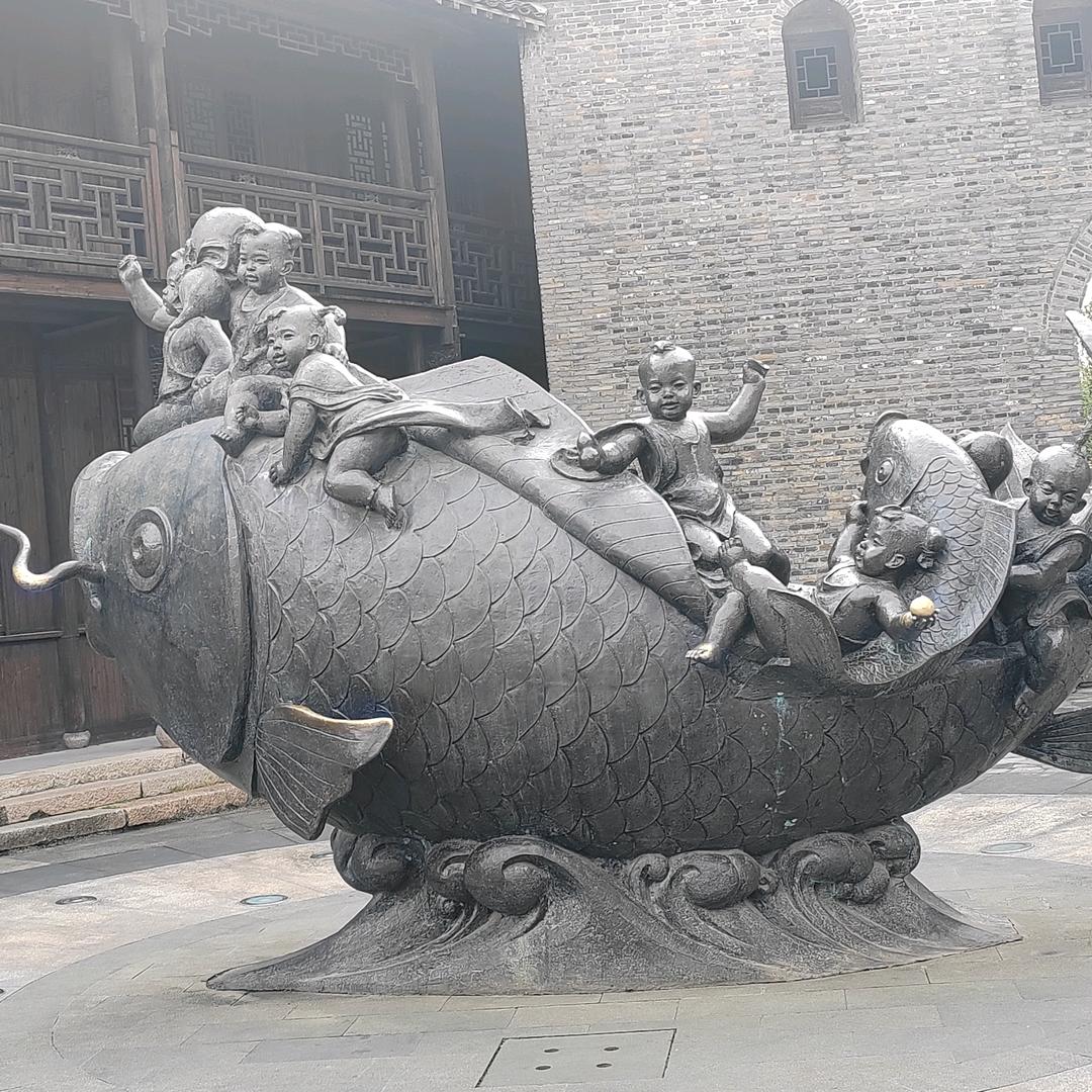嚣张霸气十足