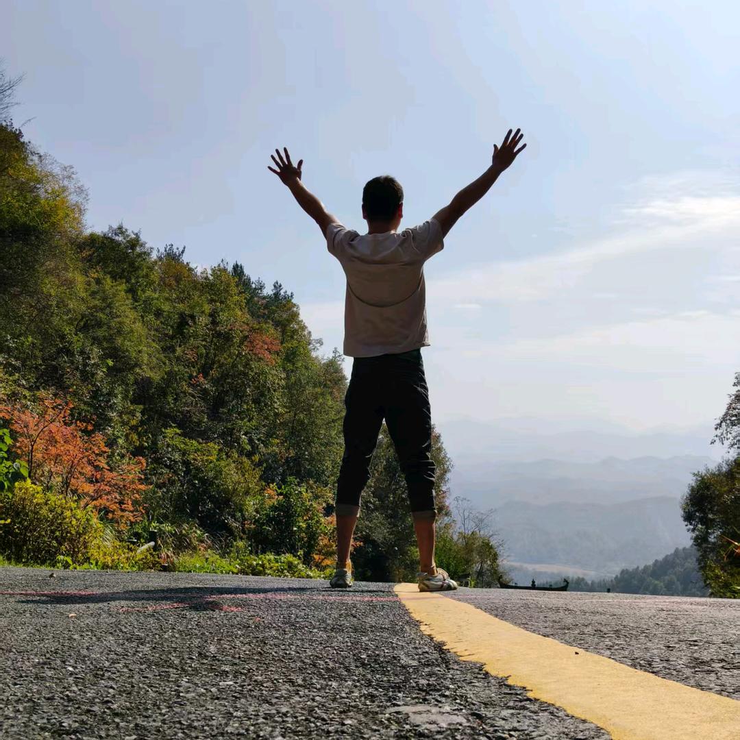 兔子不吃窝边  曹