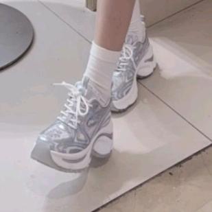 潮流鞋业