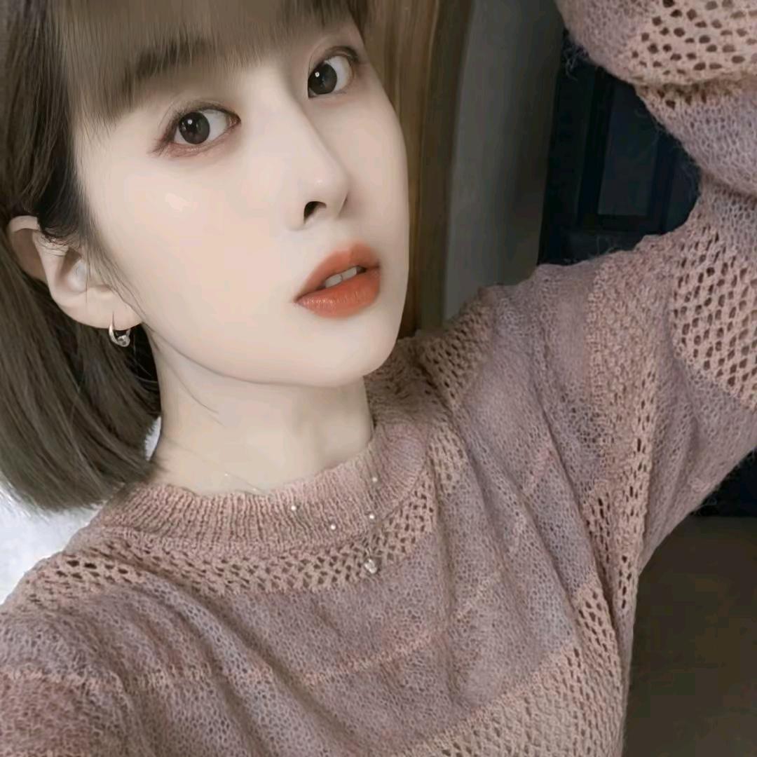 短 发